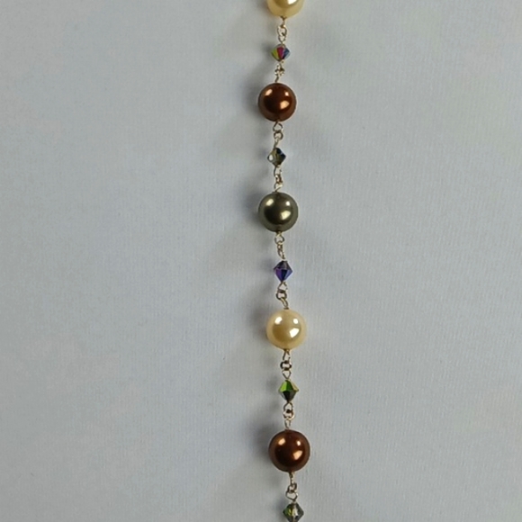 Pearls and Swarovski 14K Gold Filled Bracelet. - Picture 13 of 16